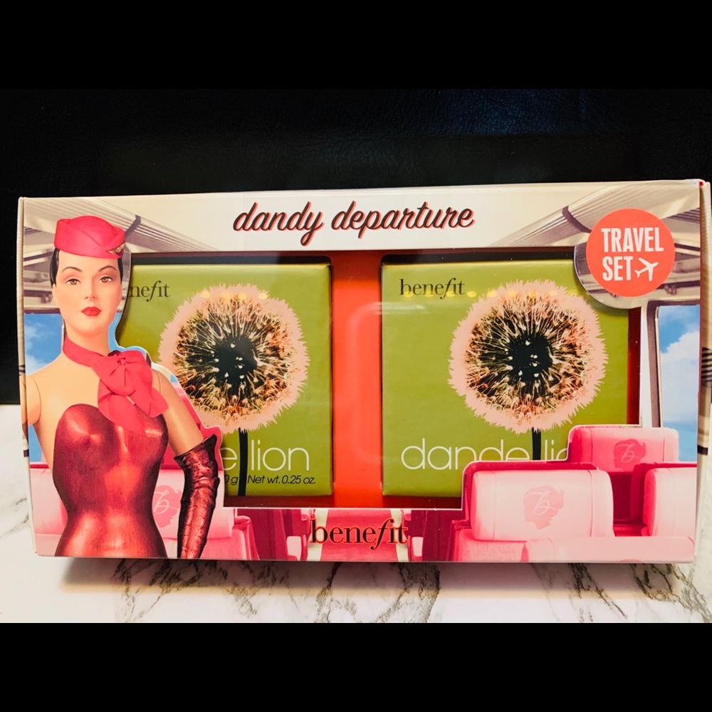 BNIB Benefit Box Powders in Dandelion FULLSIZED